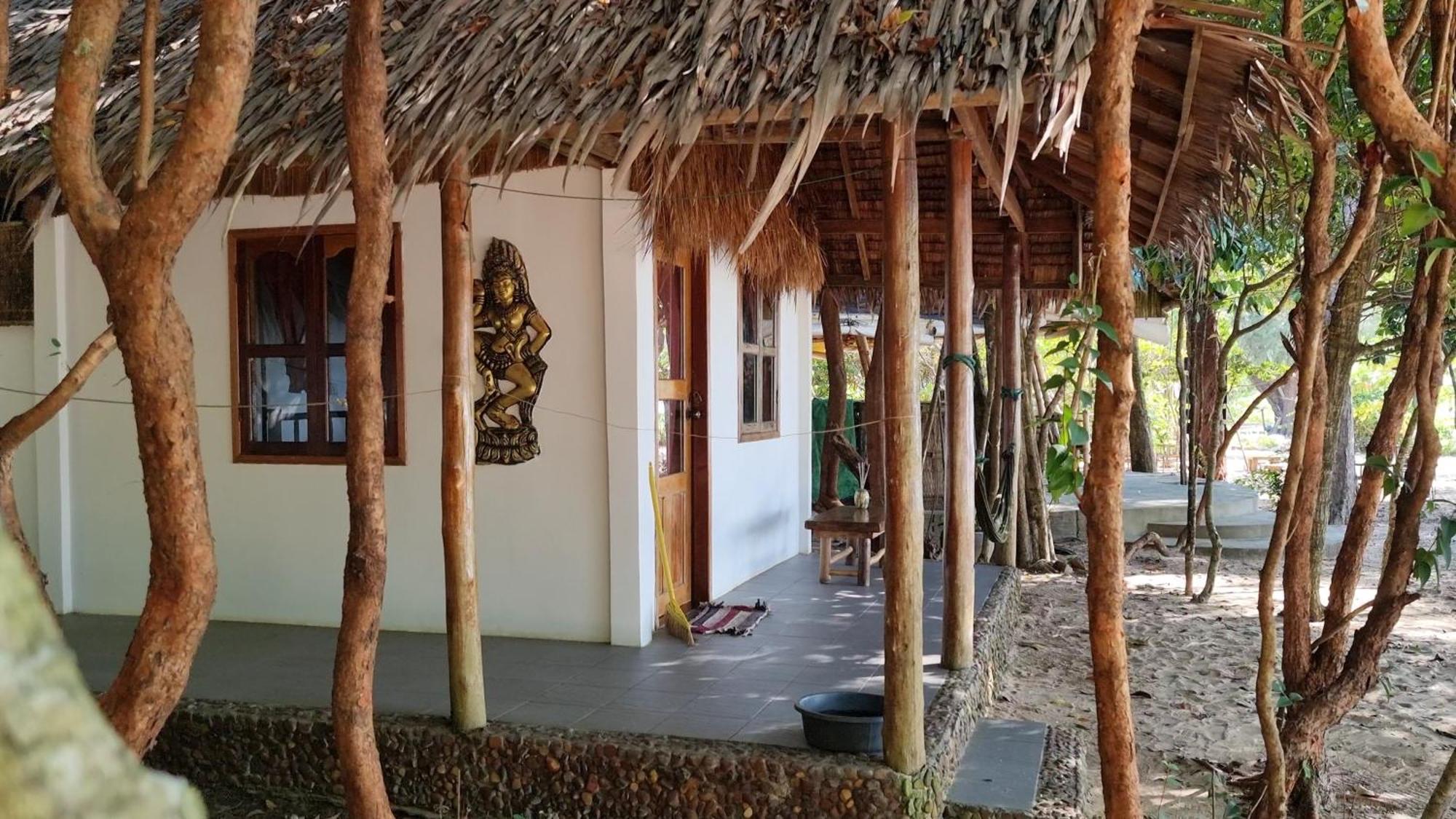 Sunboo Beach Bungalows Đảo Koh Rong Samloem Ngoại thất bức ảnh